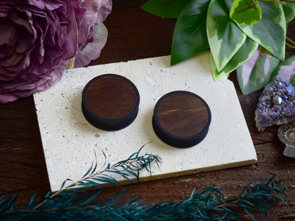 Túneles de oreja 10–100 mm con Relleno de Madera | Nogal Oscuro