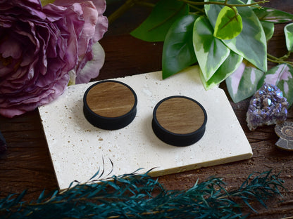 Túneles de oreja 10–100 mm con Relleno de Madera | Nogal Claro