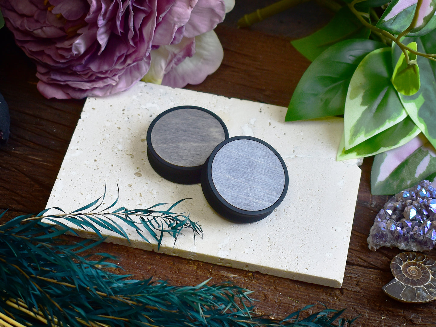 Ohrtunnel 10-100mm mit Holzfüllung | Hellgrau